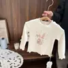 Camiseta de Manga Larga para Niña 2026 Primavera y Otoño Nueva Ropa con Estampado de Dibujos Animados Top Versátil y Elegante para Bebé