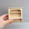 1:12 Muebles en Miniatura para Casa de Muñecas Modelo Mini Estante de Almacenamiento DIY Estante de Almacenamiento de Madera Colgante
