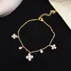Pulsera de Flor de Zirconia y Perla Estilo Coreano, Sencilla y de Moda, Lujo Ligero, Sensación de Alta Gama, Pulsera Elegante con un Diseño Único, Joyería de Nicho