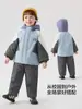 Jaqueta de Algodão com Forro de Lã Estilo Europeu para Meninos Casaco de Inverno com Capuz Modelo Novo 2025 Roupa Infantil Casaco de Algodão de Inverno para Bebês e Crianças