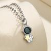 Collar de pareja de astronautas de plata de Carlo Song para hombre y mujer, colgante de lujo con diseño de astronauta de dibujos animados, accesorios para San Valentín.