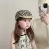 Chapéus Infantis Estilo Coreano Tendência Estampa de Leopardo Boné de Beisebol para Meninos e Meninas Chapéu Fashion para Proteção Solar para Uso Externo