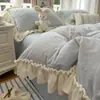 Manor Francês Outono/Inverno Conjunto de Quatro Peças em Veludo Leite Esculpido Veludo Dupla Face Veludo Coral Capa de Edredom com Renda Classe A Categoria Mãe e Bebê