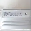 Mesa deslizante pneumática XS16L-50B-M9BL abertura simétrica: 1650mm curso SMC novo original