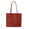 Bolsa Tote Casual Simples para o Dia a Dia de Mulheres 2025 Outono Nova Nylon Nicho Leve Tendência Bolsa de Ombro Único Axila