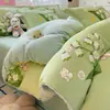 Conjunto de Roupa de Cama de Leite Fleece Estampado de Quatro Peças para Outono e Inverno Lençol de Elástico Quente Espessado Estilo Conjunto de Três Peças para Dormitório de Estudante Roupa de Cama Fofa