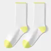 Calcetines de Ciclismo para Mujer de Alta Elasticidad, Transpirables y Amortiguadores, Calcetines Deportivos de Fitness Profesionales con Rizo, Calcetines de Media Caña Reflectantes para Ciclismo Nocturno para Hombre