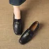Diseño simple y elegante de camelia, tacón grueso de 3 cm, mocasines de mujer estilo old money, nuevo modelo 2026, zapatos pequeños de cuero con punta cuadrada