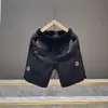 Verão 2025 Novas Calças Masculinas de Comprimento Médio Feitas na Europa Cinco Pontos Secagem Rápida Respiráveis Shorts Masculinos Modernos Largos Estilo Coreano Bonito