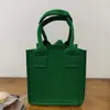 Bolsa de Regalo para Nochebuena Transfronteriza Fieltro Portátil Bolsa de Empaque de Dulces Bolsa de Regalo para Pareja Bolsa Creativa de Dibujos Animados