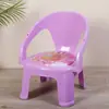 Silla doméstica duradera con respaldo, taburete lindo, silla chirriante especial para niños, silla chirriante para bebé de fábrica de comercio exterior