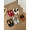 ¡Primer encuentro con la versión de cuero suave de Ji! Zapatos planos de punta redonda con lazo, sentido del diseño, nuevo estilo 2026, no cansan los pies, muestran temperamento