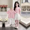 2026 Verão Bloco de Cores Listrado Xale Manga Curta Moda Estilo Coreano Saia Curta Doce Saia de Bolo Dopamina Conjunto de Duas Peças