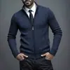 Cross2026 Otoño Invierno Nuevo Suéter de Punto con Cuello Alto y Terciopelo para Hombre Moda Juvenil Chaqueta Cardigan Casual para Hombre