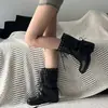 Botas de tacón grueso para mujer de otoño con correas, nuevo estilo vintage, pantalones botines negros 2026 con piel de oveja