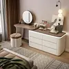 2025 Nova Mesa de Maquiagem de Luxo Leve Quarto Moderno Simples Estilo Creme Madeira Maciça Armário de Mesa de Maquiagem Mesa de Maquiagem Integrada