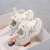 Tênis Dad Shoes Feminino Edição Primavera e Outono 2026 Fofo Versátil Solado Macio Durável Moda Infantil Tênis Casual de Couro