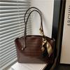 Outono de 2026 Novo Estilo de Alta Qualidade Padrão Crocodilo Elegante e Fashion Versátil Bolsa Tote de Ombro de Grande Capacidade para Trabalho e Viagem