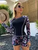 Novo traje de mergulho e surf 2023 manga longa proteção solar estampa digital fenda lateral dividida maiô feminino Amazon Europa e Estados Unidos