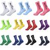 Venta al por mayor Cómodos Antideslizantes Liquidación Calcetines de Fútbol Calcetines a Media Pantorrilla Fondo de Toalla Engrosado Silicona Calcetines Deportivos Profesionales para Niños