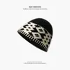 Gorro de punto grueso y cálido estilo Fair Isle para mujer de invierno, forrado de polar, gorro de lana con protección para las orejas estilo mongol, gorro Lei Feng para circunferencia de cabeza grande