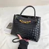 Bolso de Mano Tejido Transfronterizo de Comercio Exterior Modelo Nuevo 2026 Bolso Tejido de Gran Capacidad de Alta Gama para Llevar en la Mano, al Hombro o Cruzado