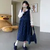 Conjunto de otoño suave estilo coreano para maternidad: Vestido de tirantes de lunares con lazo, holgado y adelgazante, capa interior de manga larga, conjunto de vestido de maternidad