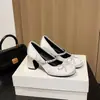 Tacones Altos Rosa Francés para Ballet con Tacón Grueso y Lazos de Satén Nuevo Estilo 2025 Zapatos Mary Jane Elegantes con Pedrería para Mujer