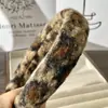 2025 Nova Faixa de Cabelo de Lã de Cordeiro Pelúcia Estampa de Leopardo para Mulheres Moda Alta Pressão Craniana Acessórios de Cabelo