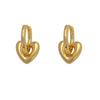 Pendientes de latón con diseño de hebilla de oreja, nicho de sensación, superficie brillante, chapados en oro, amor, personalidad femenina, temperamento, Internet, dos pendientes rojos