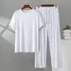 Conjunto de Pijama Masculino Duas Peças Camiseta Modal com Gola Redonda e Bolso Calça Longa Conjunto Casual Pijama Modal para Homens