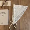 Lenço de Tricô Triangular Vazado para Primavera e Verão para Mulheres, Lenço de Cabeça Chapéu Fashion Versátil, Uso em Camadas com Acessórios de Saia