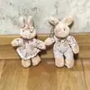 Boneca de Pelúcia de Casal 13cm em Macacão e Saia com Orelhas de Coelho, Pelúcia Ursinho, Prêmio de Máquina de Garra Presente