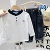 Polo bordado de otoño para niños, camiseta de manga larga para la temporada de regreso a clases, suéter interior para niños, top casual de manga larga, estilo moderno