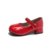 Sapatos Mary Jane para Meninas Fofas 2026 Primavera/Outono Novo Estilo Meninas Couro Patente Salto Bloco Estilo Academia Sapatos de Couro Fivela Única Flats