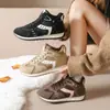 Zapatos de caña alta 2025 para mujer Invierno Nuevo Estilo Coreano Ins Estudiantes Femeninas Casual Deportivos Versátiles Tenis Street Shooting Hl8852-1