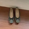 Primeiro Encontro Temporada Sapato de Salto Alto de Veludo com Laço Sapatilha de Ballet Sapatos Femininos 2026 Outono Versátil Solado Macio Sapatos para o Dia a Dia