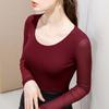 Camiseta de Malha para Mulheres 2025 Novo Estilo Roupas Femininas com Decote Redondo Grande e Pequena Camiseta Estilosa com Cintura e Top Justo