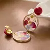Brincos de Gota de Óleo com Flores Secas Vintage Estilo Francês para Mulheres, Brincos de Menina Pastoral Âmbar de Nicho, Presilhas de Orelha Espiral de Mosquito, Acessórios de Orelha