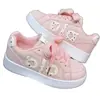 Novedad Primavera y Otoño 2026 Estilo Nuevo de Campus Suela Gruesa Versátiles Mismo Estilo que Zhao Lusi Estilo Hong Kong Casual Zapatillas Cómodas y Transpirables