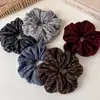 Lazo para el pelo de punto de lana con rayas diagonales en bloque de color, elegante y versátil, de alta gama, con textura, para Otoño/Invierno, accesorio para el pelo tipo anillo de intestino grueso