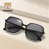 Nuevas gafas de sol polarizadas de alta gama para hombre estilo lujo ligero decoración de diamantes para mujer fabricantes venta al por mayor moda marco de foto de calle