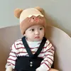 Chapéus de Bebê para Homens e Mulheres no Outono e Inverno, Estilo Coreano Fofo e Super Fofo Chapéus de Lã para Bebês, Proteção para as Orelhas e Quentinhos Chapéus de Tricô para Crianças