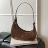 Bolsa de Axila Minimalista Retrô de Nicho 2026 Nova Moda Grande Capacidade Versátil de Ombro e Transversal para Mulheres
