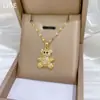 [Acero de titanio] Collar de diamantes elegante y lujoso con forma de oso de estrella de cinco puntas, cadena de clavícula para mujer, cadena de acero de titanio.