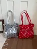 Bolso de mano versátil estilo coreano con lunares, estilo simple para el día a día, tipo cubo para mujer, alto atractivo estético, bandolera y de hombro femenino