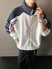 Patrón de tres rayas, chaqueta corta para hombre, sudadera, cárdigan con cremallera de manga larga, colección primavera/otoño 2026, cuello alto, estilo béisbol