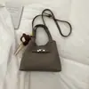 Bolso de Mano Vintage de Alta Gama Bolso Cubo Versátil para Mujer 2025 Invierno Nuevo Estilo Coreano Bolso Bandolera para Madre e Hija