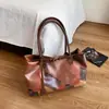 Bolsa de Grande Capacidade para Mulheres 2025 Nova Moda Outono Estilo Simples Preguiçoso Uma Alça Roupas de Trabalho Bolsa Tote Casual de Mão