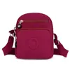 Nova Bolsa Quadrada Pequena Simples e Fashion para Mulheres, Texturizada Tendência Ombro Único Transversal Casual Resistente à Água Bolsa Baistu para Mulheres